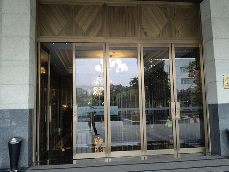 门套及装饰线条