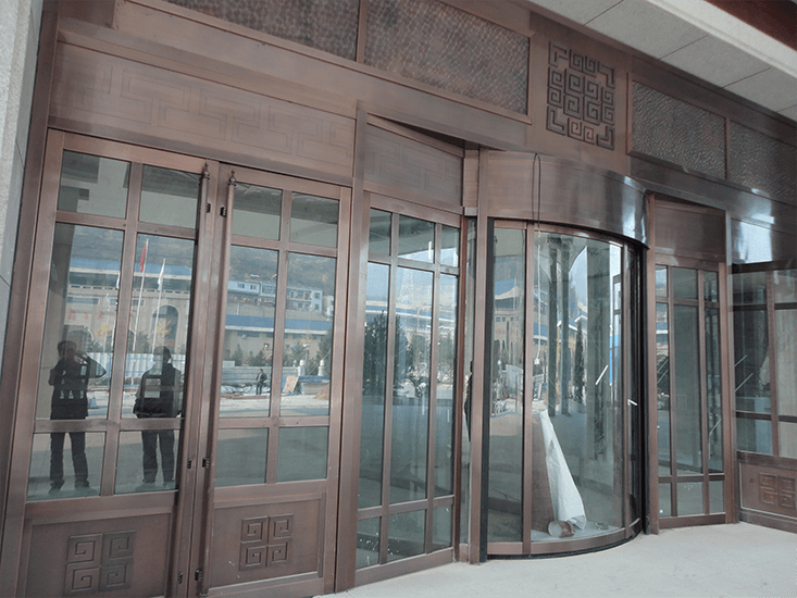 门套及装饰线条